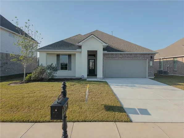 5947 Belfast Bend Ct, Slidell, LA 70461