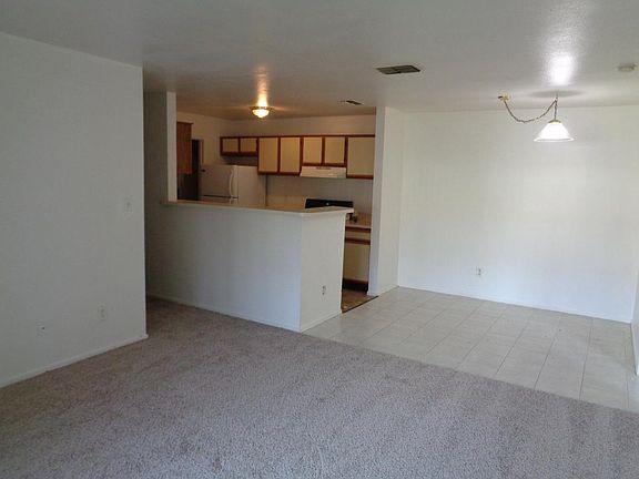 3rd image of 1400 Gandy Blvd N #1200