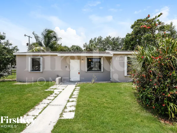 1121 NW 23rd Ter, Fort Lauderdale, FL 33311