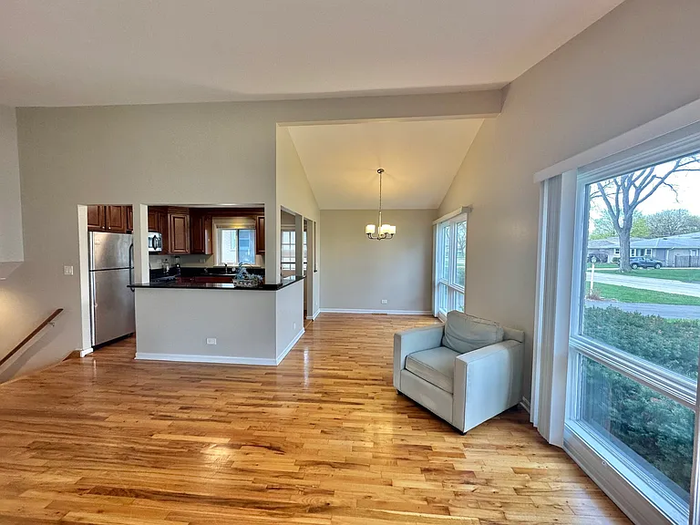 1243 S Mitchell Ave #HSE — Photo 3