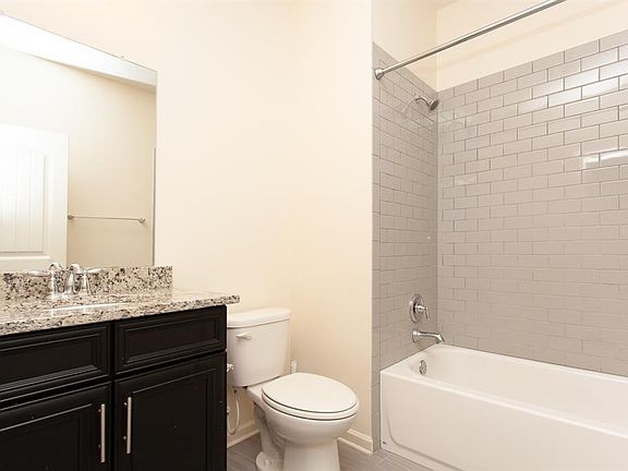 4th image of 9342 Turnberry Park Dr