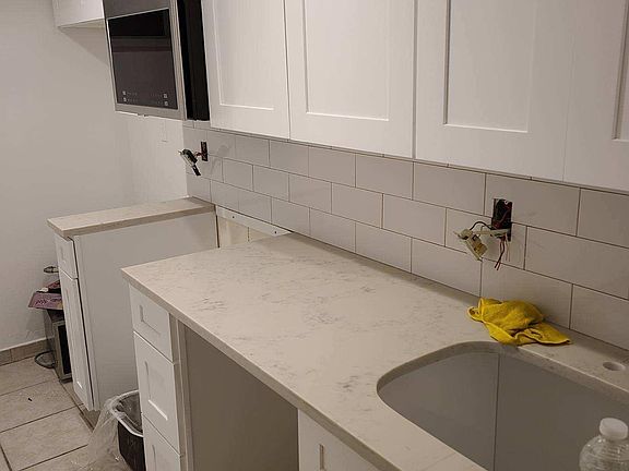 5th image of 18 Intervale Ave Floor 1