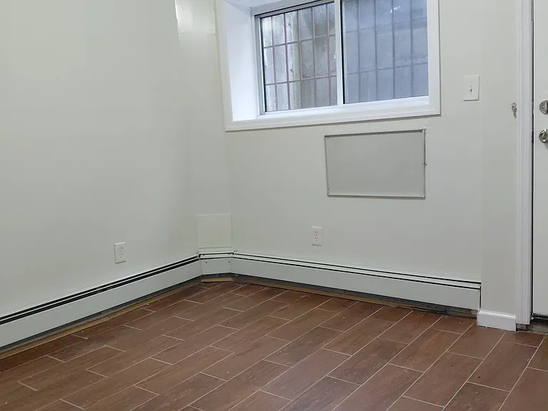 1813 Prospect Pl #1 — Photo 9