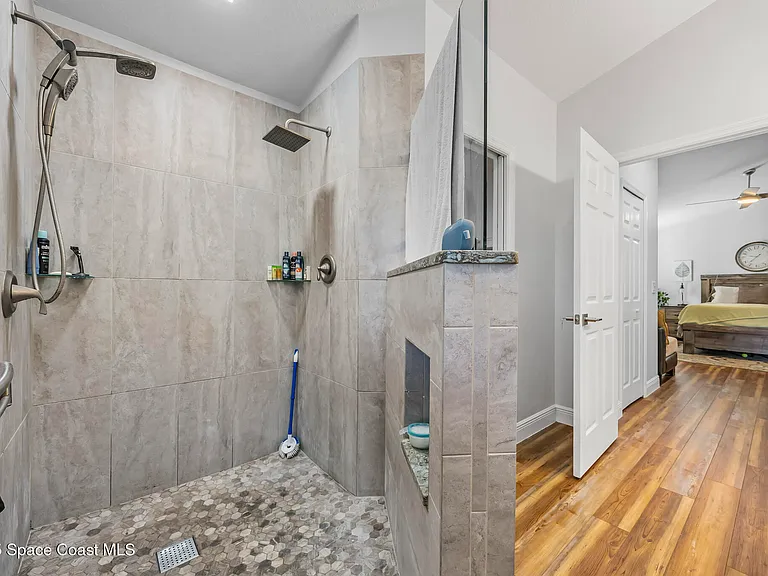 1785 Ficus Point Dr — Photo 22