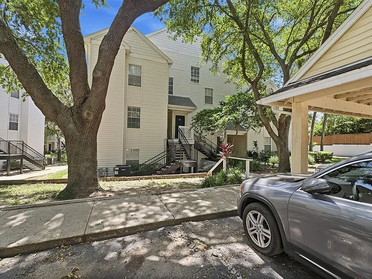 3274 Haviland Ct #201 — Photo 7
