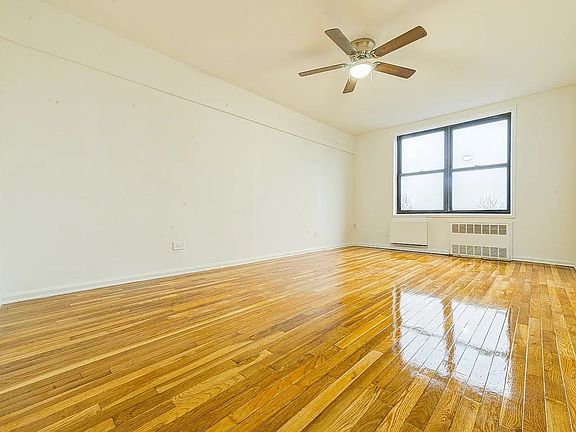 3rd image of 1275 E 51st St APT 6V