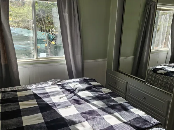 261 Point Sebago Rd #S0851, Casco, ME 04015