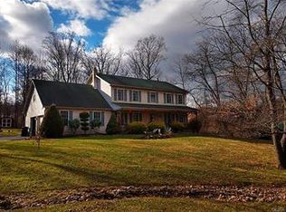 1743 Station Ave, Center Valley, PA 18034