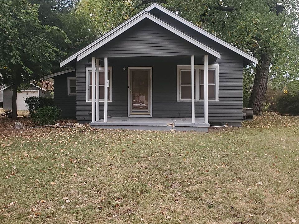 1st image of 537 N Hoover Ave