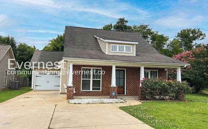 192 Stonecreek Pl — Photo 1