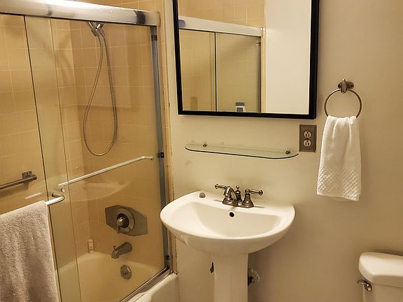 5th image of 100 Atlantic Ave APT 202