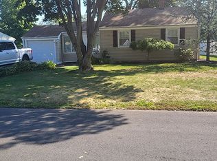 17 Oakwood Mnr, Cromwell, CT 06416