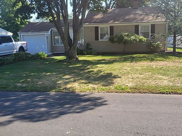 17 Oakwood Mnr