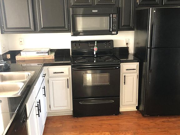 5th image of 110 Henry M Chandler Dr #110