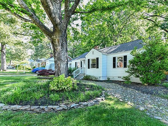 2nd image of 1102 Pamlico Dr
