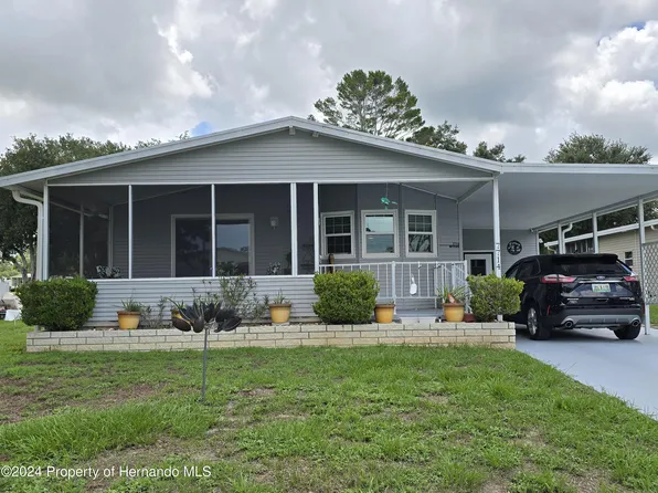 7714 Dinsmore St, Brooksville, FL 34613