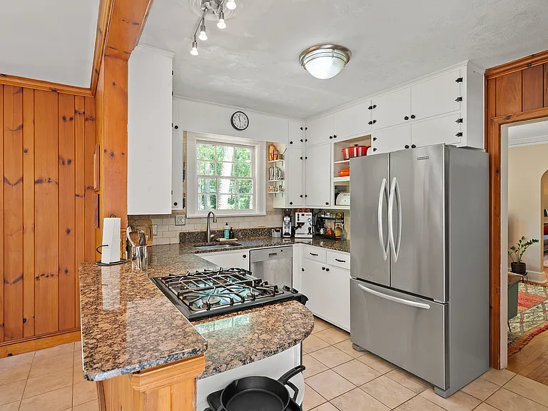 321 Milledge Hts — Photo 17