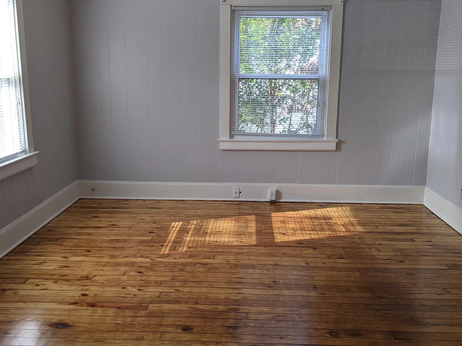 106 Grant St — Photo 4