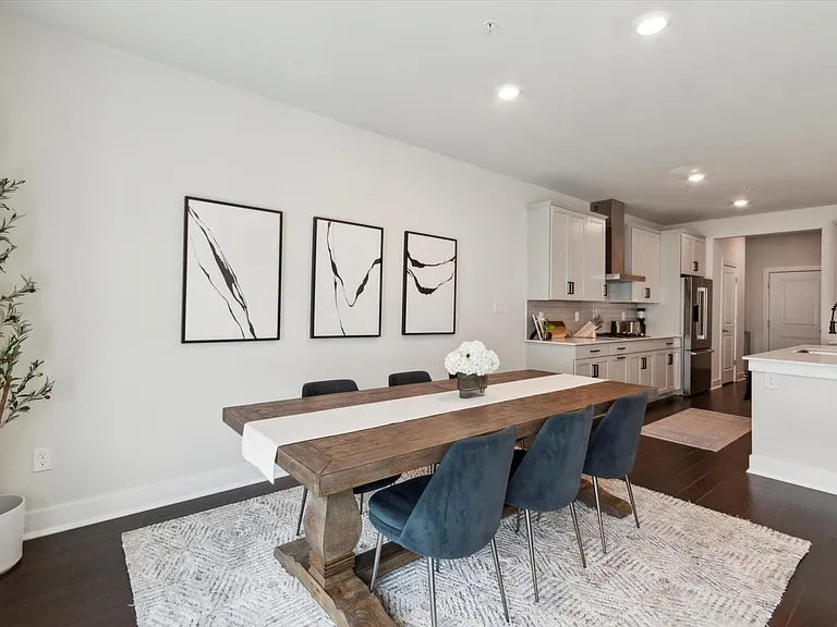 155 Livingston Ln — Photo 15