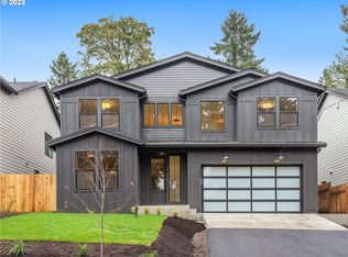 9250 SW 52nd Ave, Portland, OR 97219