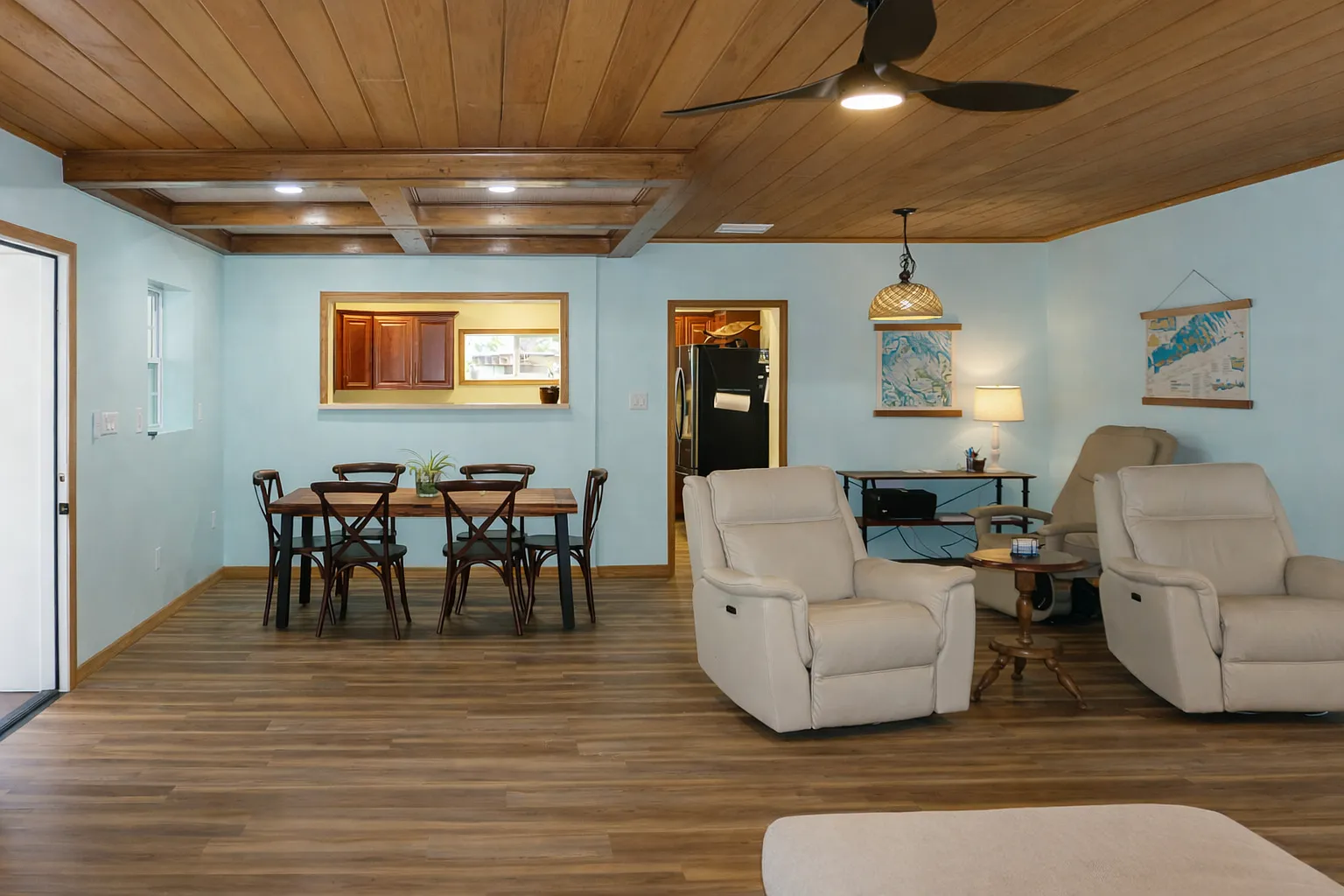 2 bed, 1300 sqft, $4,000 — Photo 4