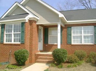 113 Northpointe Dr, Centerville, GA 31028