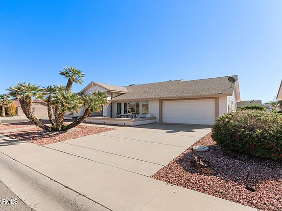 3rd image of 13903 W ELMBROOK Drive