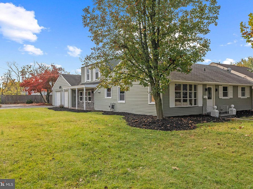 201 Monmouth Ave, Sewell, NJ 08080 | Zillow