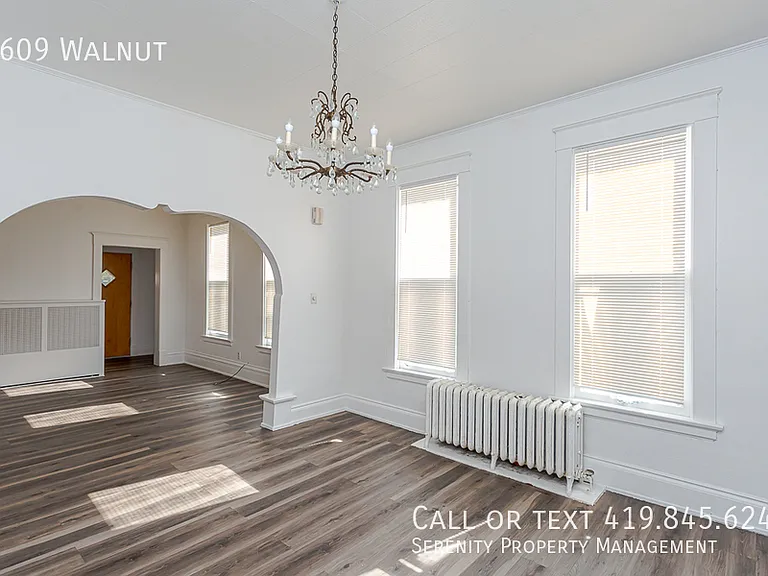 1609 Walnut St — Photo 9