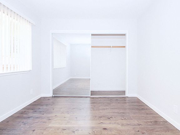 5th image of 530 Kendall Ave #1