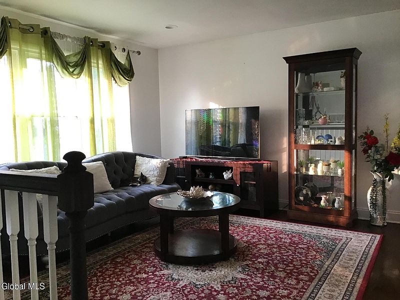 2nd image of 46 College View Drive