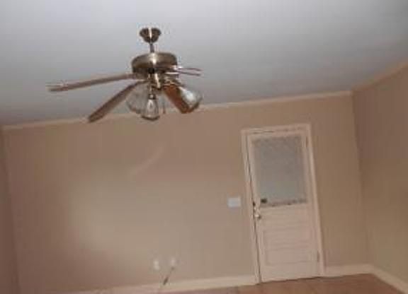 4th image of 428 Fairhaven Dr