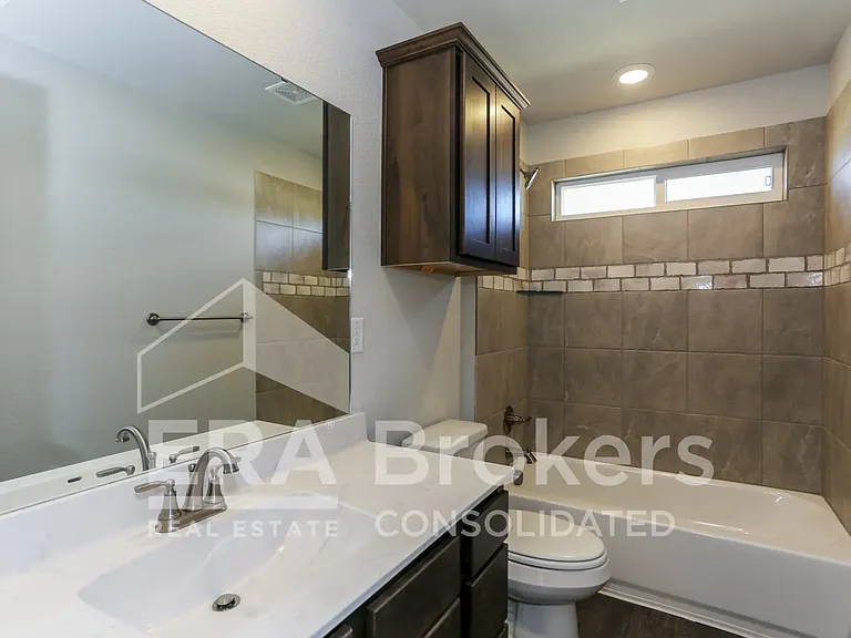 239 Green Valley Dr — Photo 18