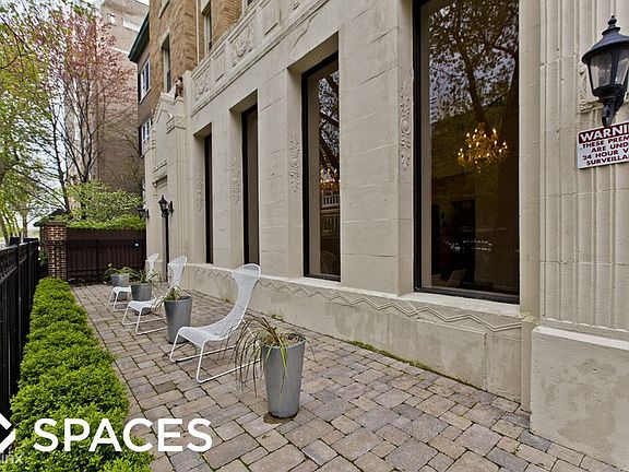 4th image of 925 W Carmen Ave APT 2D