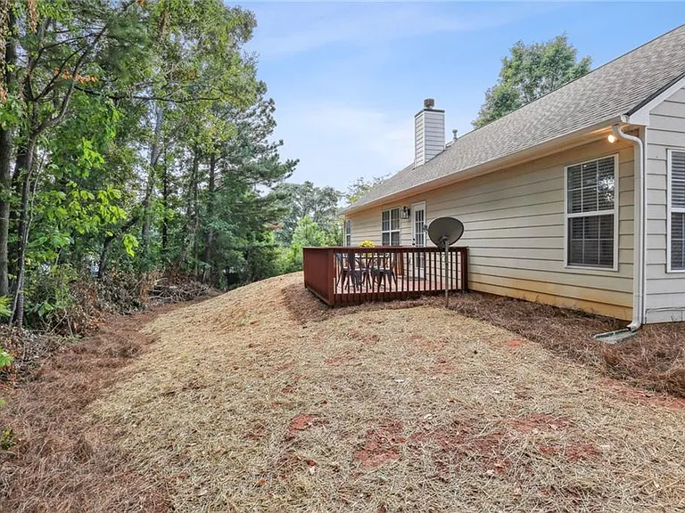 859 Springchase Dr — Photo 25