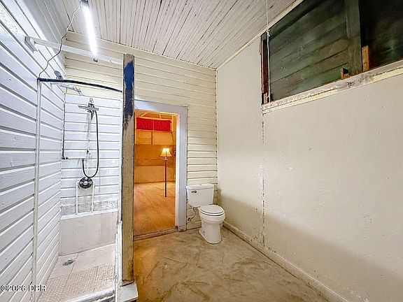 29th image of 1150 Sage St