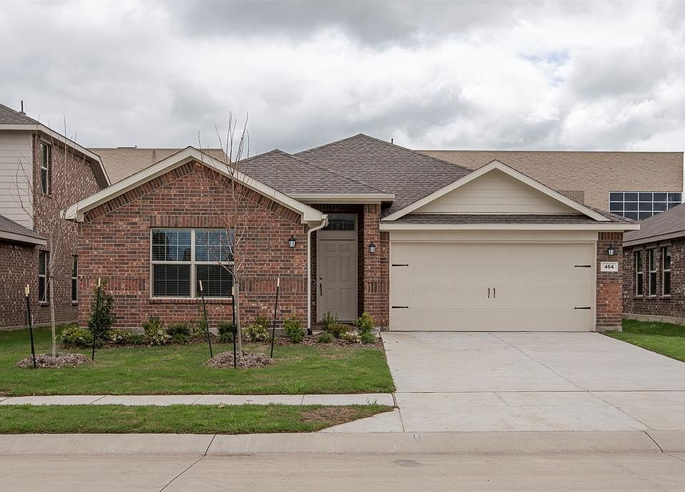 1st image of 454 Stuart Ln