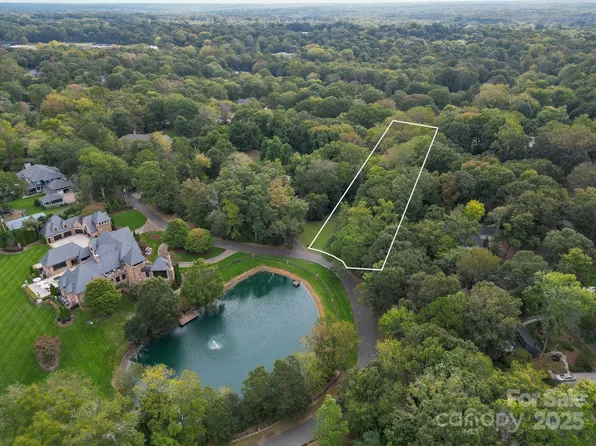 5019 Carmel Park Dr #3, Charlotte, NC 28226