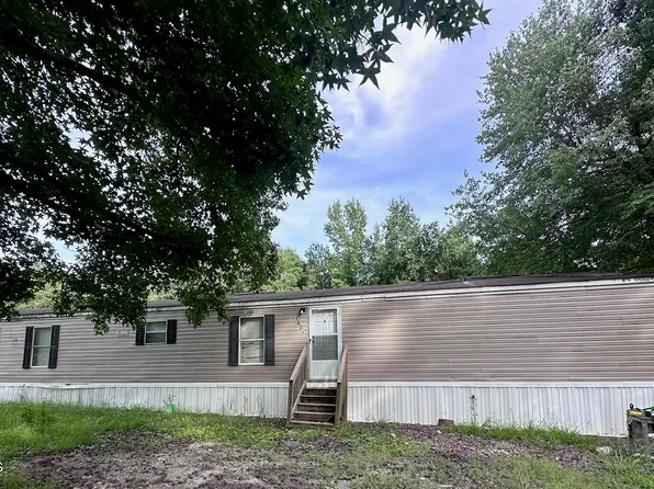 1028 Deer Tract Drive, Washington, NC 27889