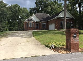 276 Ironwood Cir, Crossville, TN 38571