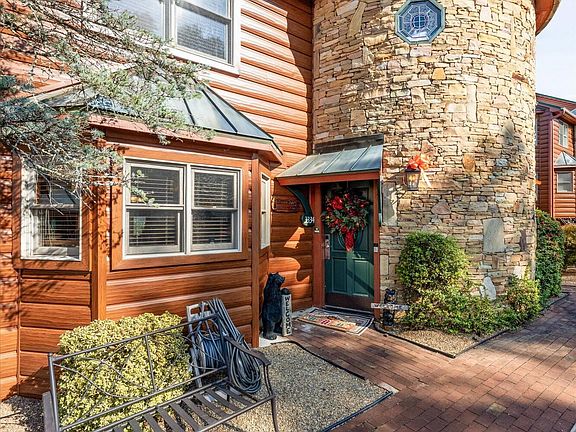 4th image of 2044 Hickory Ridge Way Unit 3334