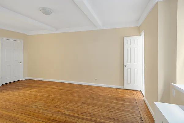 Rented by Oxford Property Group | media 11