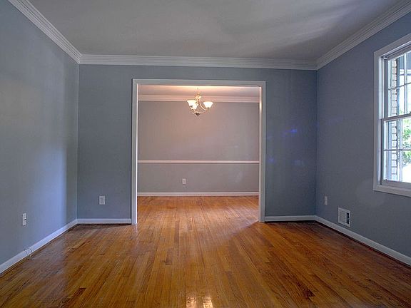 Living Room/Dining Room