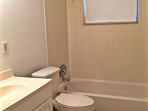 5th image of 1728 8th St