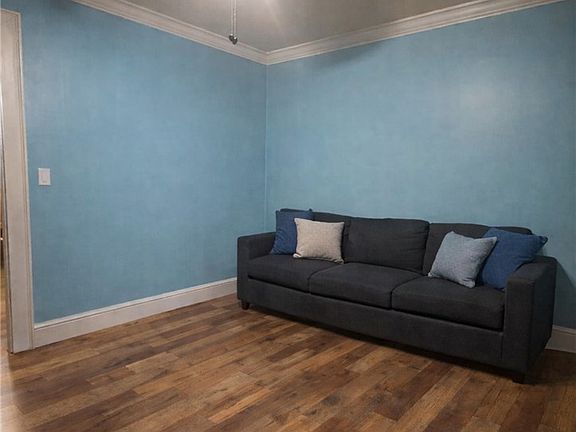 4th image of 513 Euclid Ave