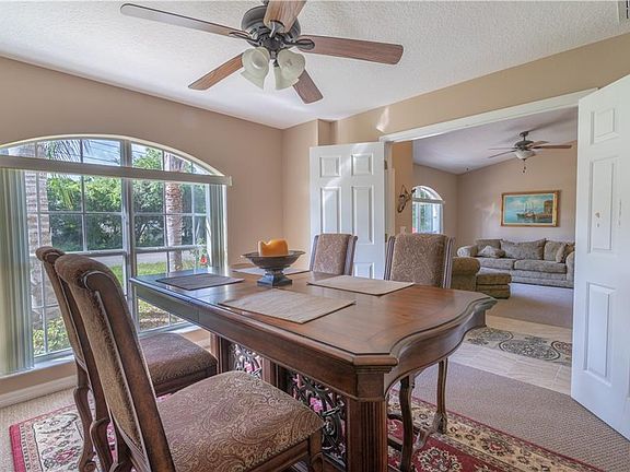 5th image of 274 Dirksen Dr
