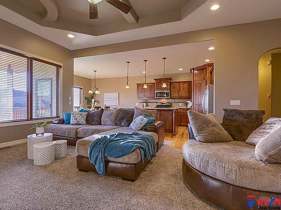 4th image of 12721 S 81st St