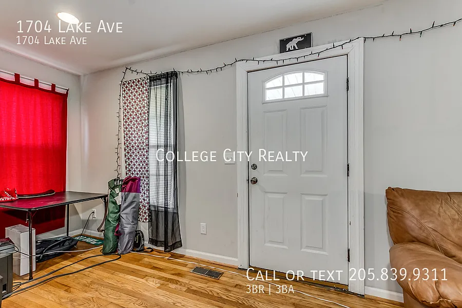 1704 Lake Ave — Photo 4