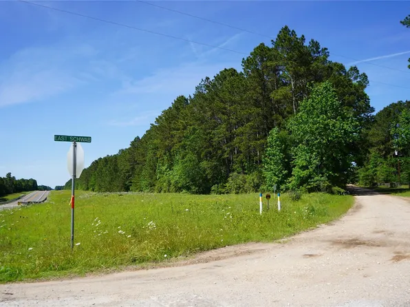 3 State Road 146/e Schwab, Livingston, TX 77351