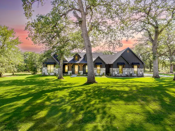 168 Oak Grove Way, Springtown, TX 76082